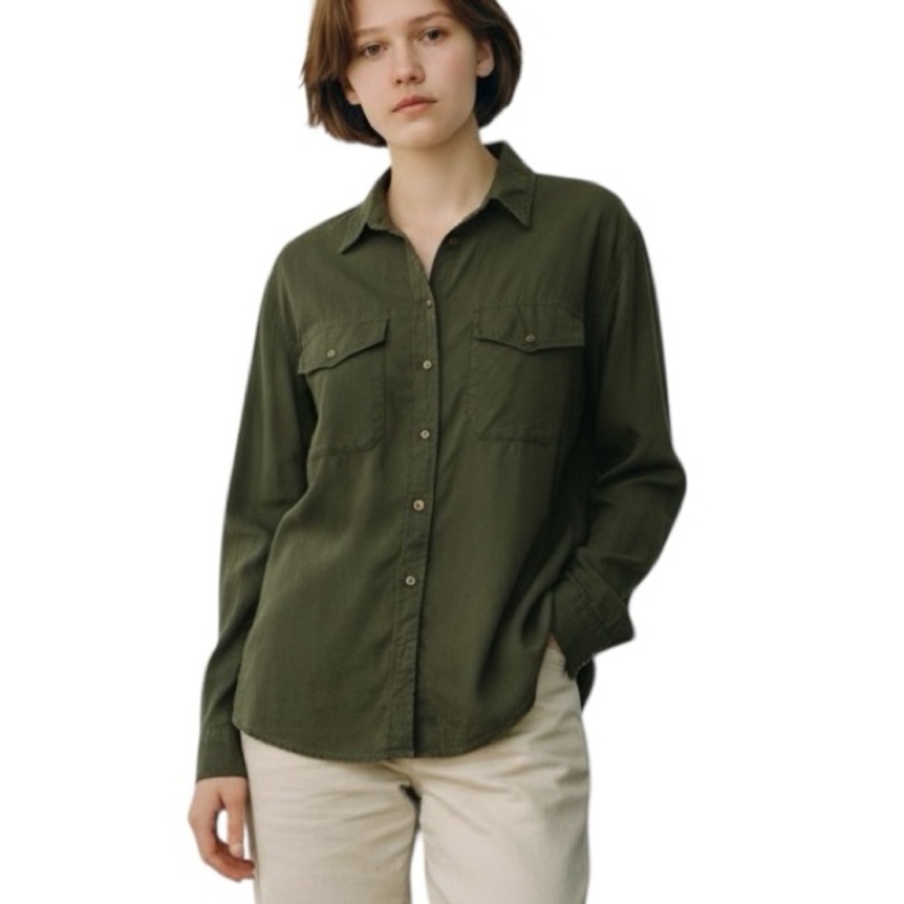 Wilfred Free Aritzia Long Sleeve Army Green Shirt with Flap Pockets Size 2